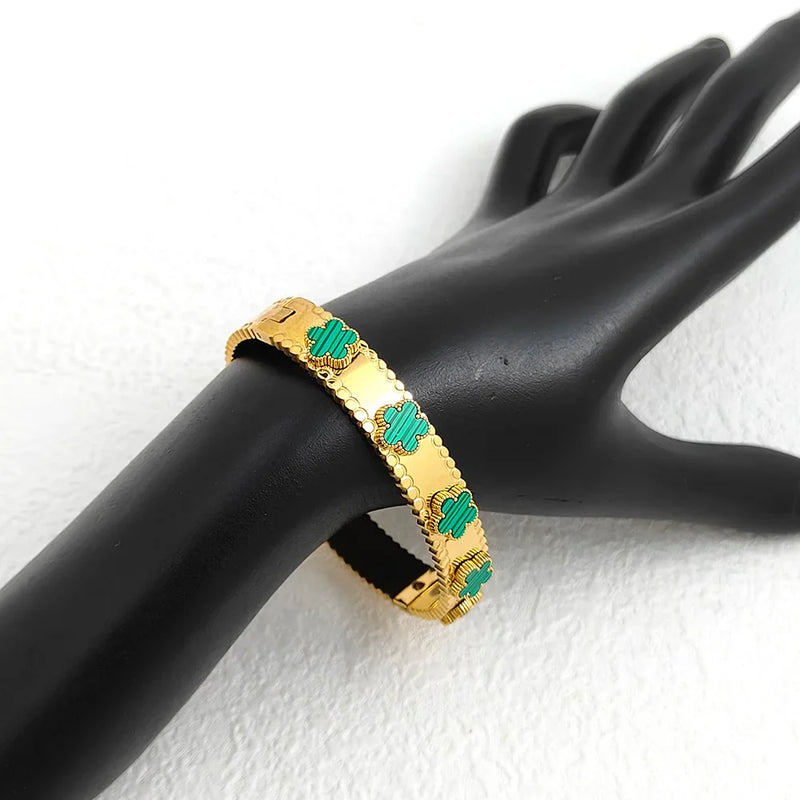 Pulseira Trevo Banhada em Ouro 18k