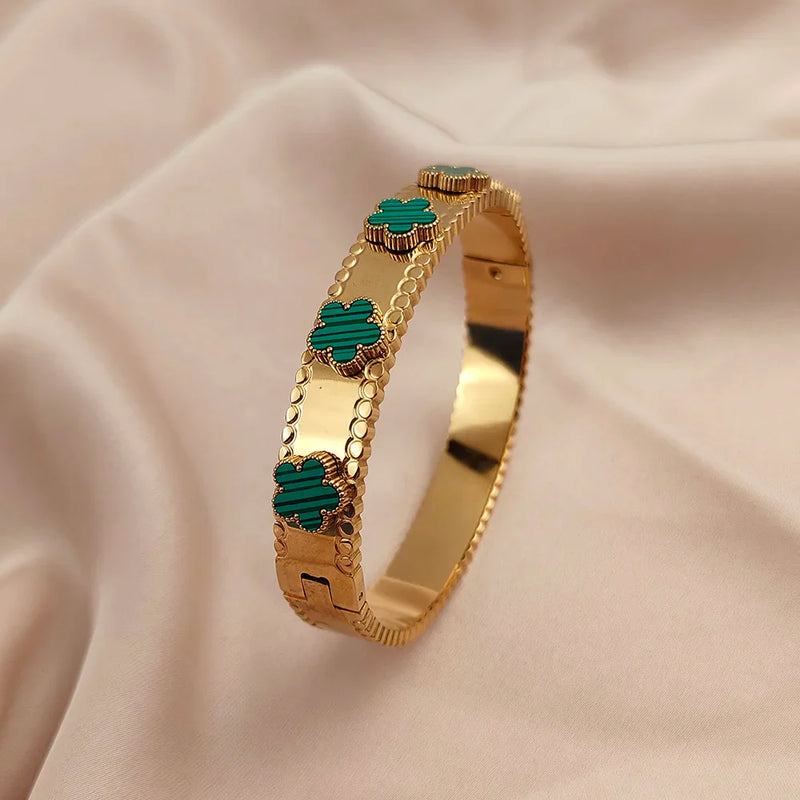 Pulseira Trevo Banhada em Ouro 18k