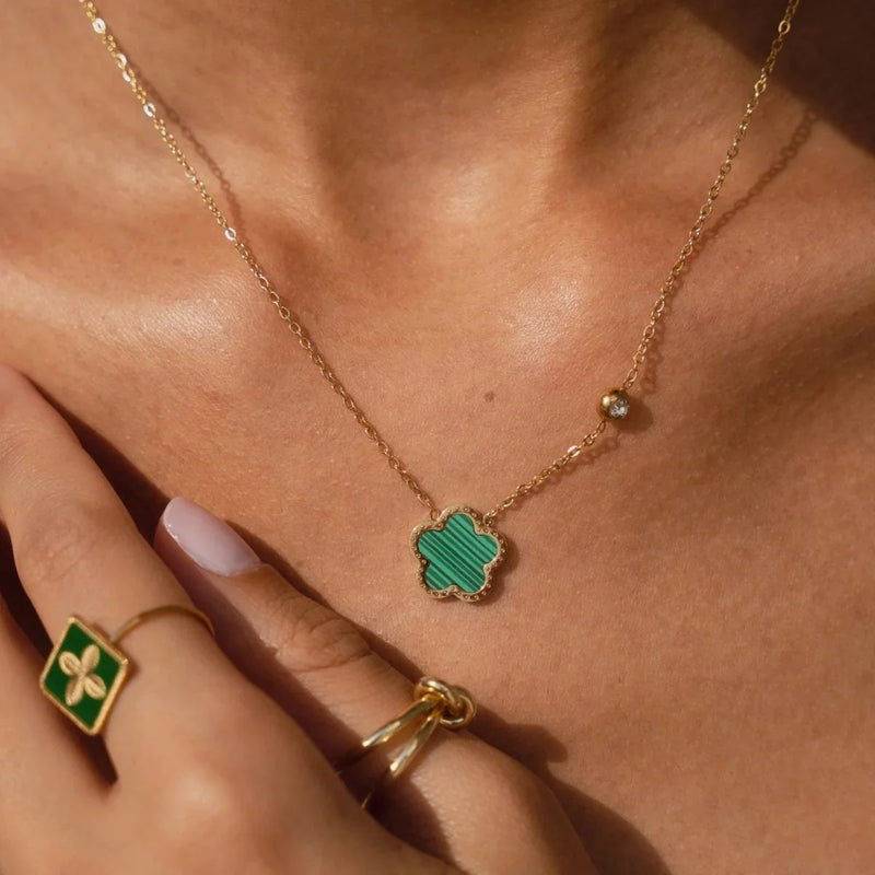 Colar Trevo Vellar Banhado em Ouro 18K